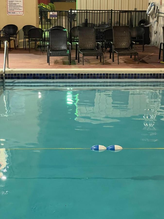 Ramada By Wyndham Airport North Hotel Oklahoma City