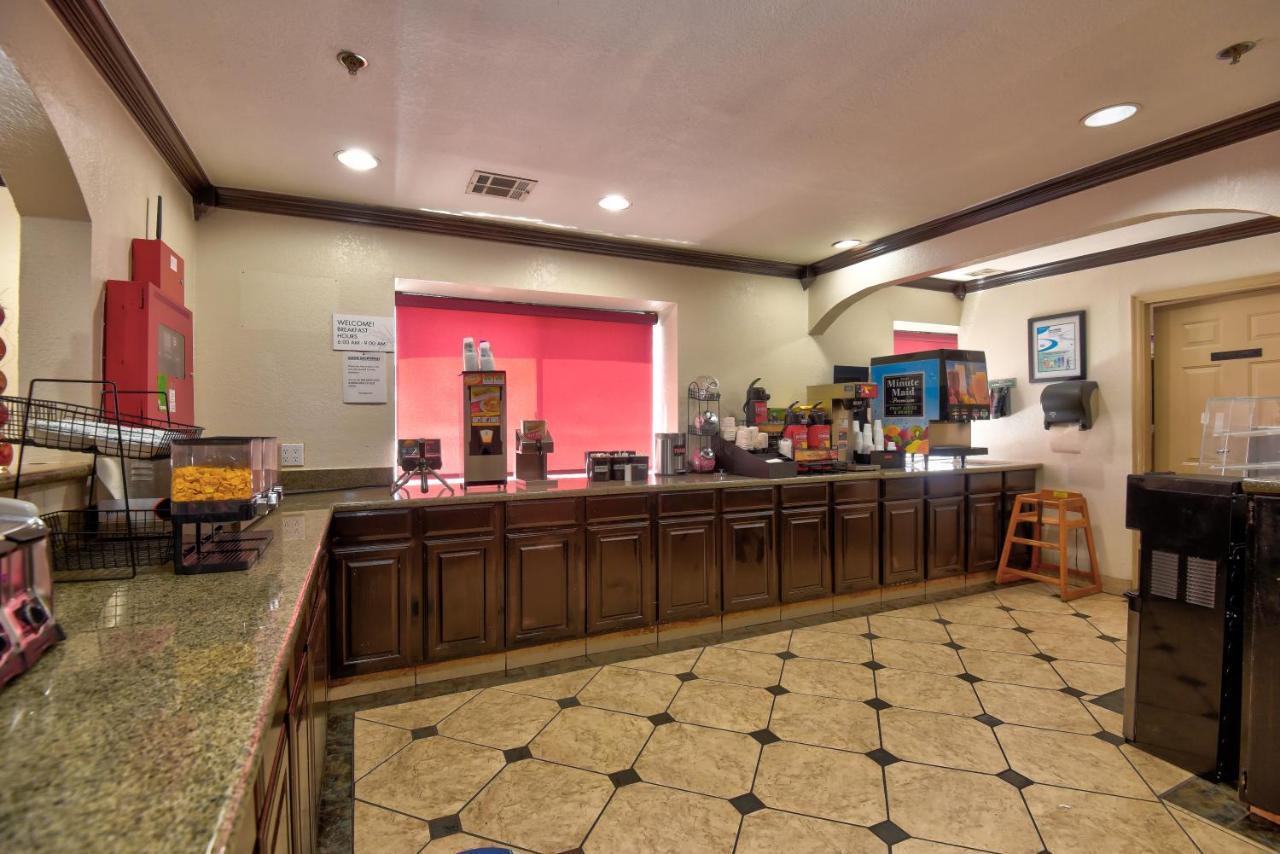 Ramada By Wyndham Airport North 2* Oklahoma City